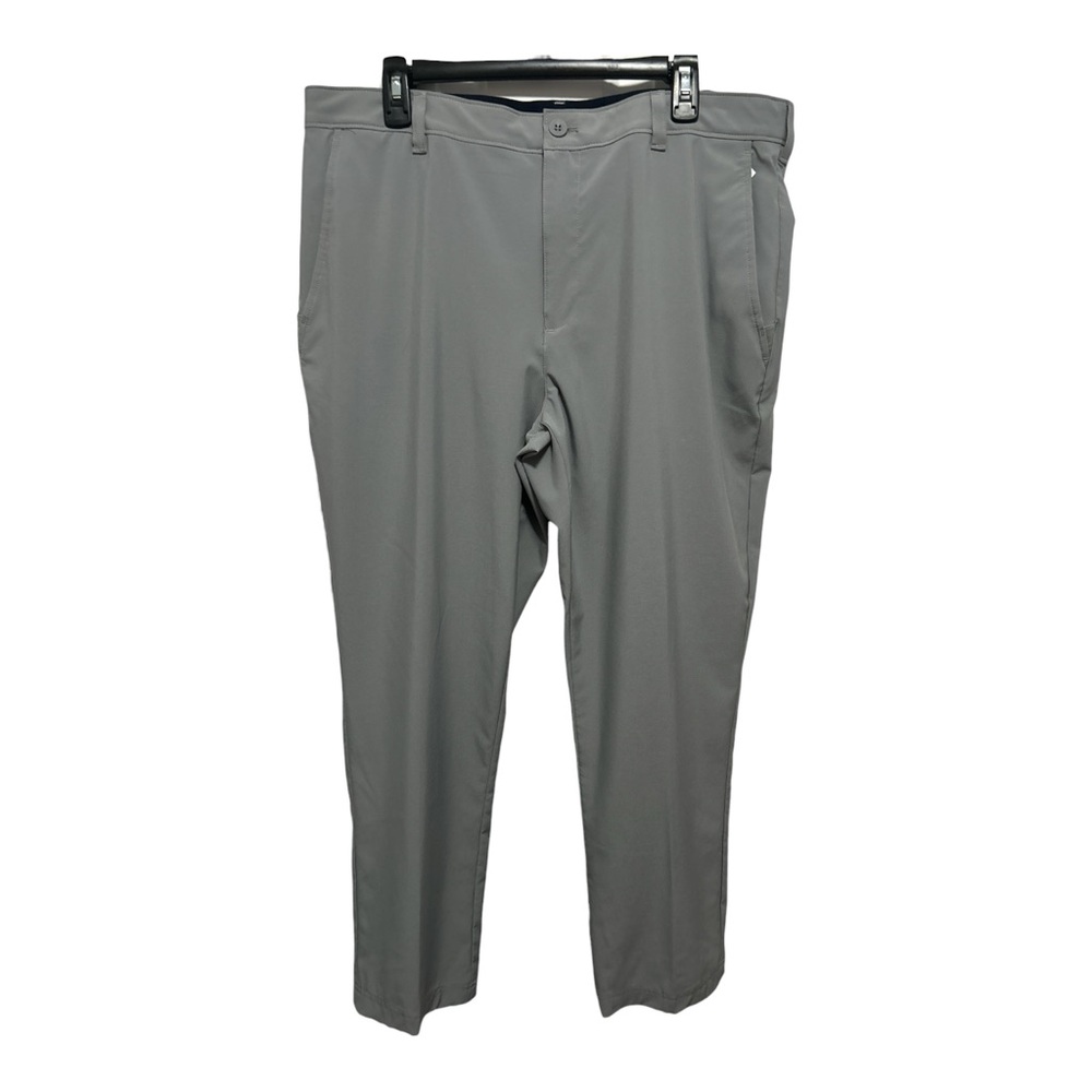 Izod Men's Performance Golf Stretch Chino Pants Size 38x30, Comfort Flex, Gray.